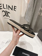 WOVEN STRAP SLIPPERS IN BLACK LAMBSKIN