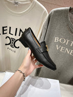 TRIOMPHE LOAFER IN BLACK SMOOTH CALFSKIN GOLD HARDWARE