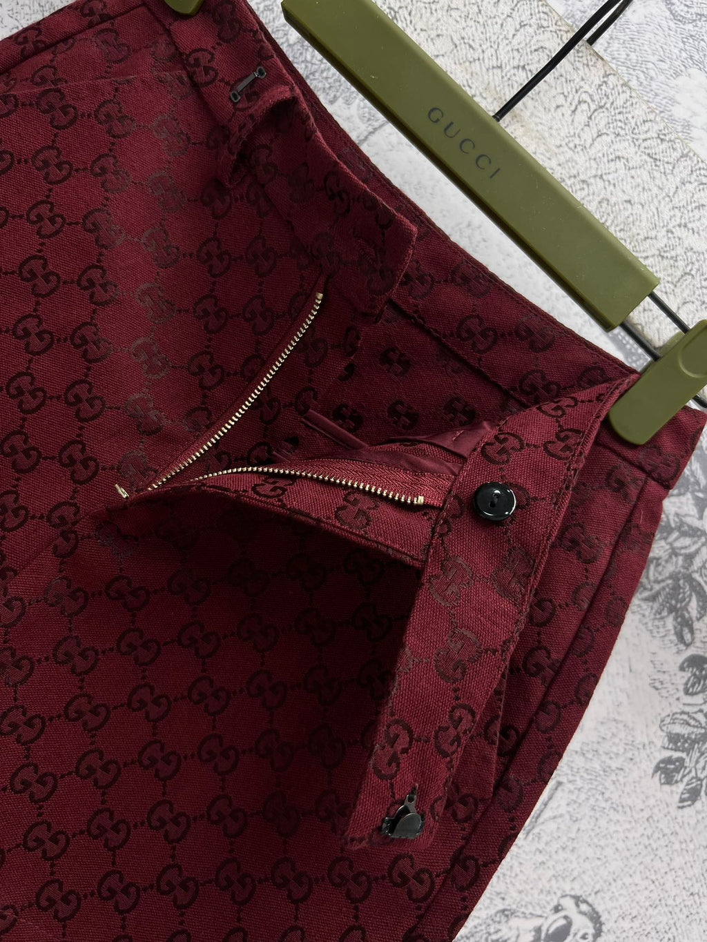 Gucci High Waist Short Red Jacquard Fabric