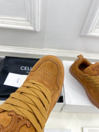 HUNTINGTON LOW LACE-UP SNEAKER IN PERU BROWN SUEDE AND MESH