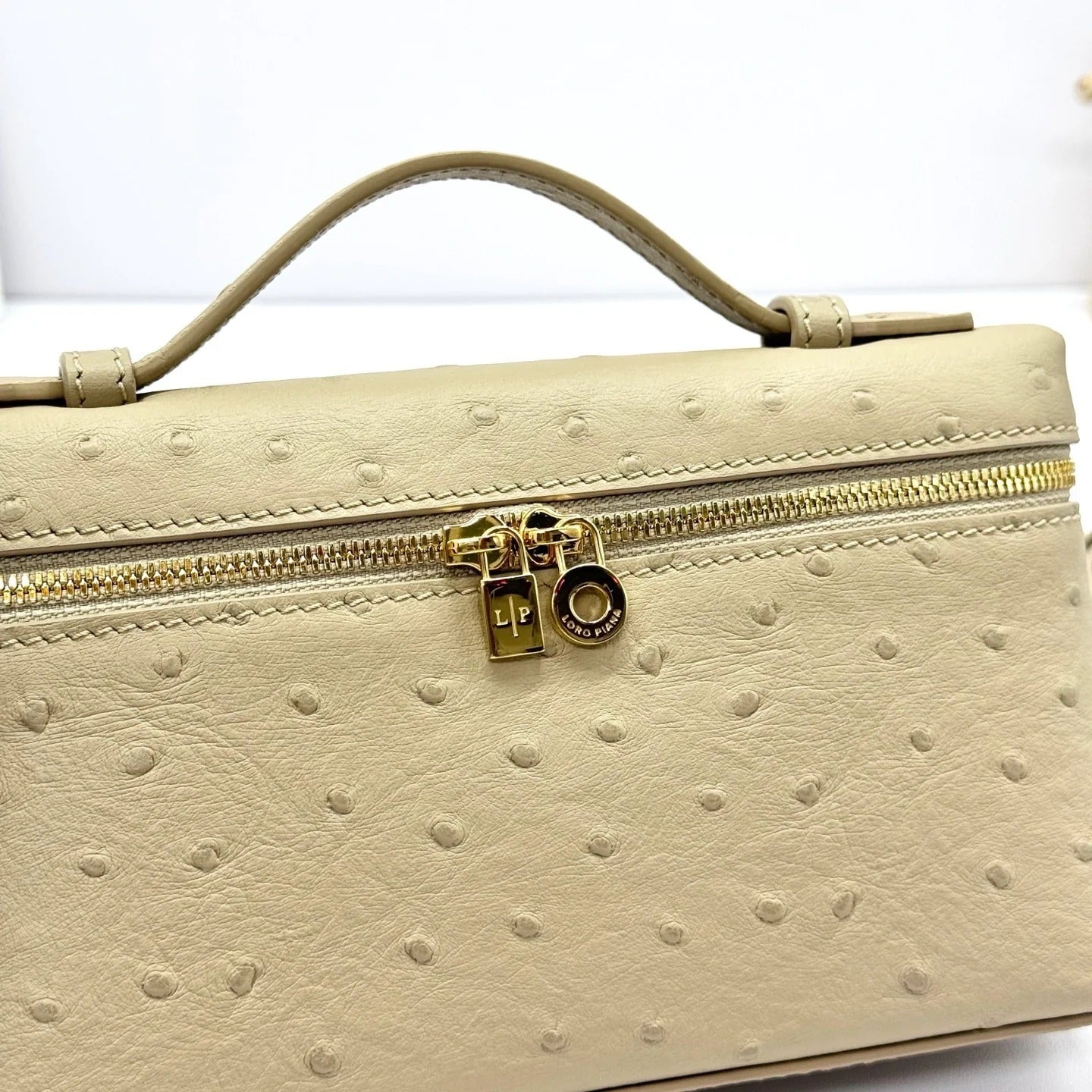 LP Extra Bag 19cm Ostrich Pattern Beige Gold Buckle Calfskin
