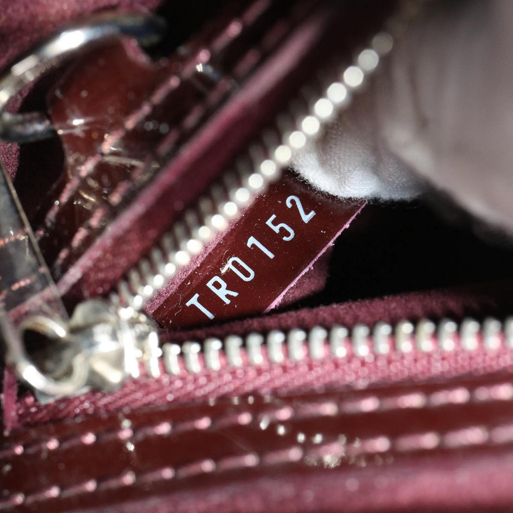 LO-LV bags 2501
