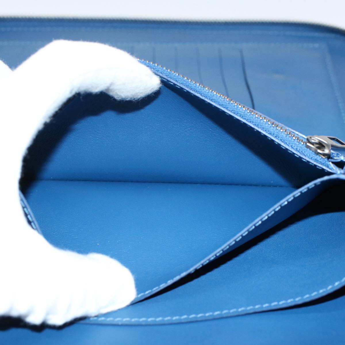 LO-LV bags 1689