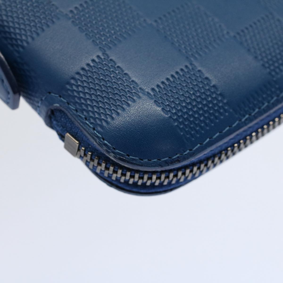 LO-LV bags 1689