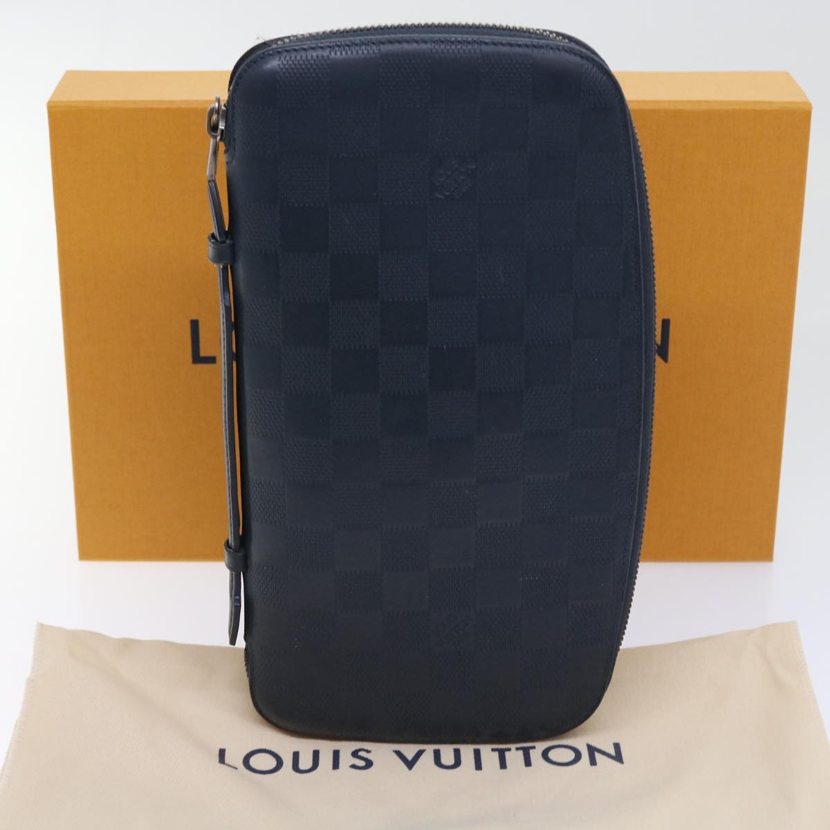 LO-LV bags 1697