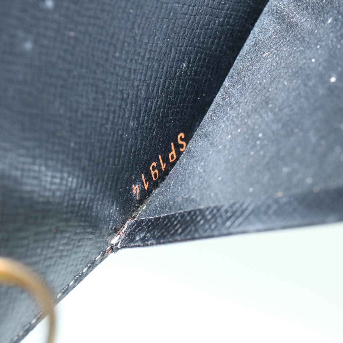 LO-LV bags 2330