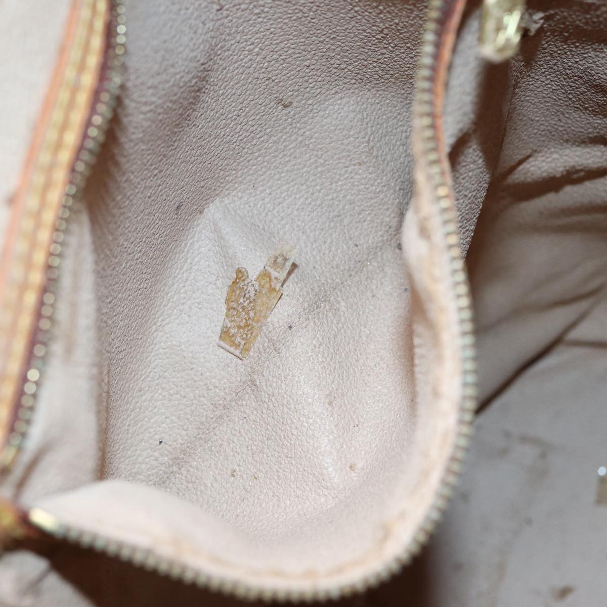 LO-LV bags 6180