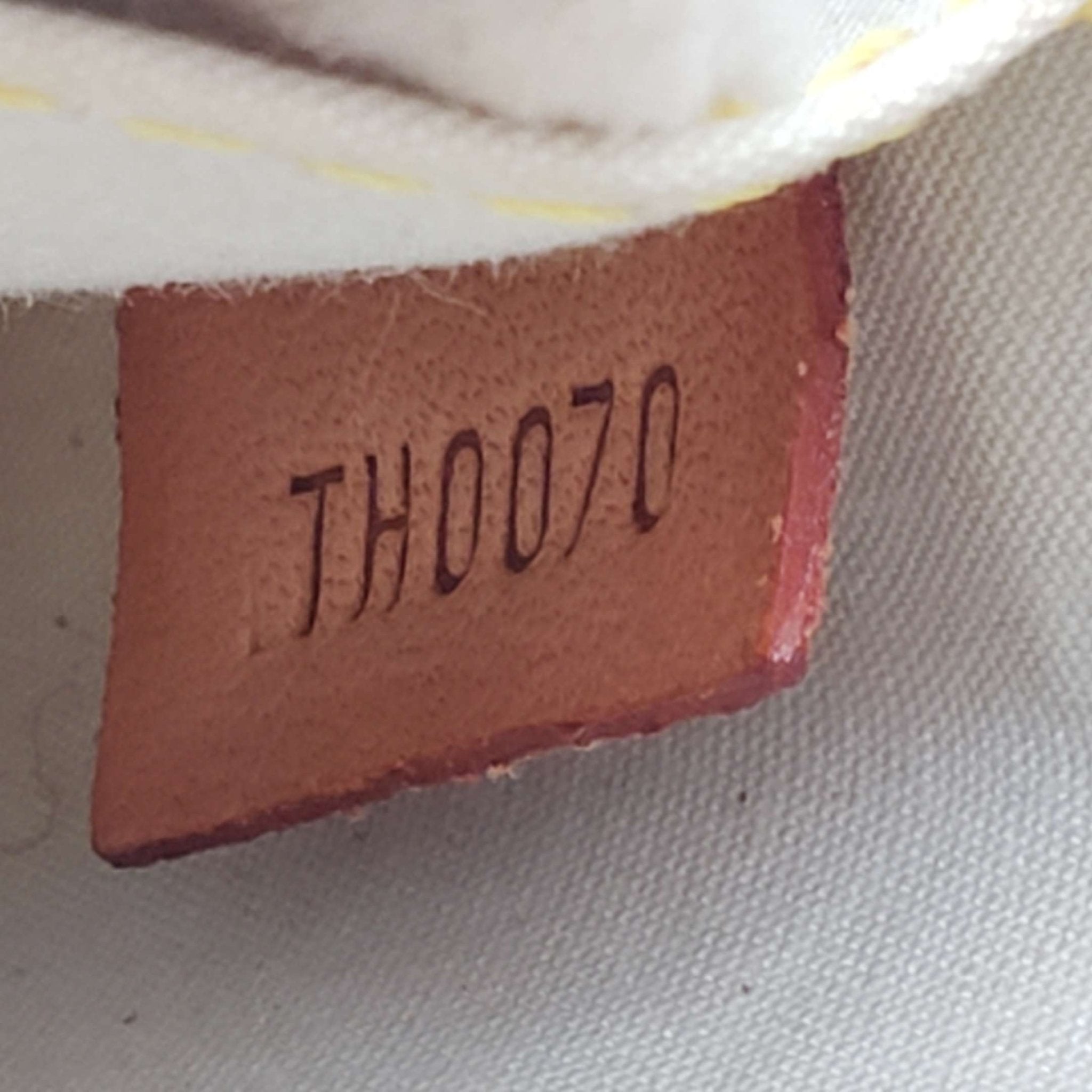 LO-LV bags 3647