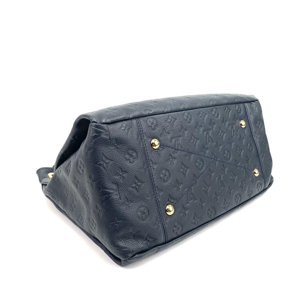 LO-LV bags 8822