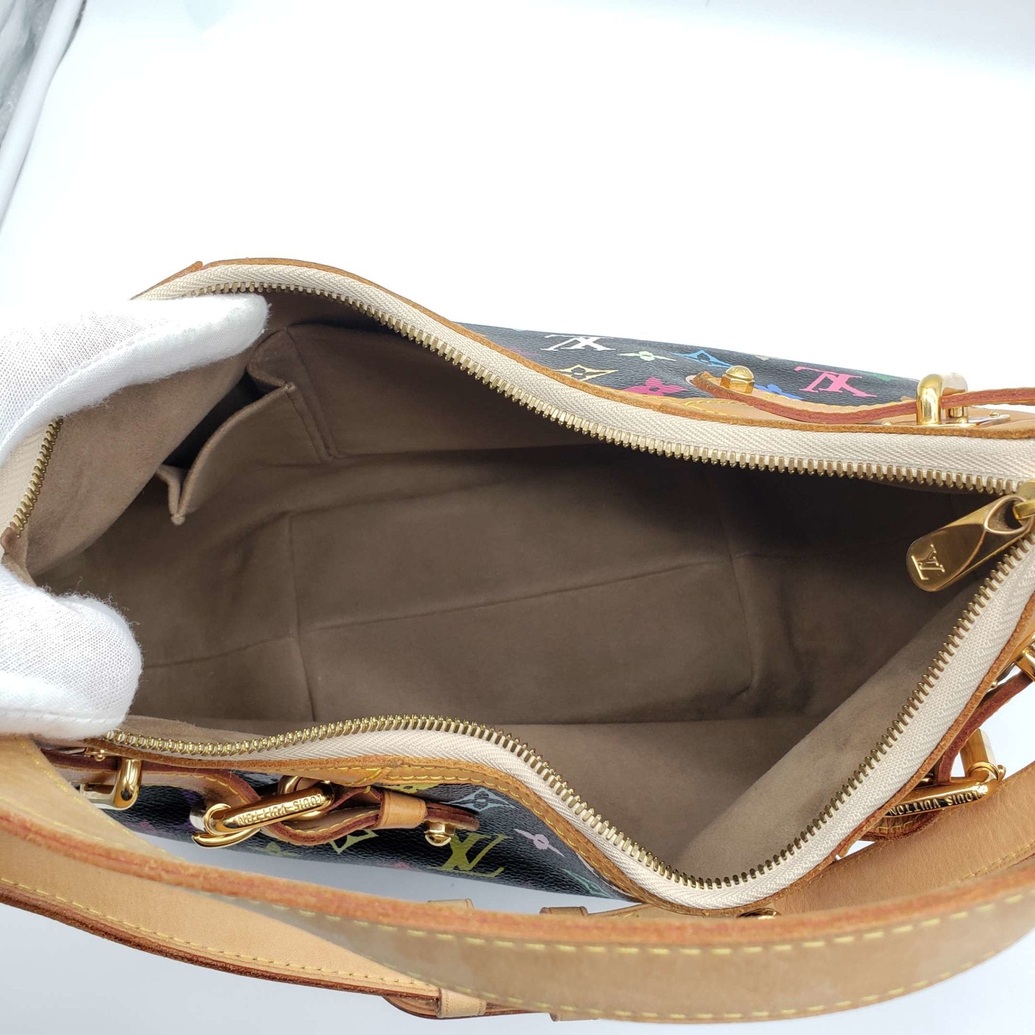 LO-LV bags 3661