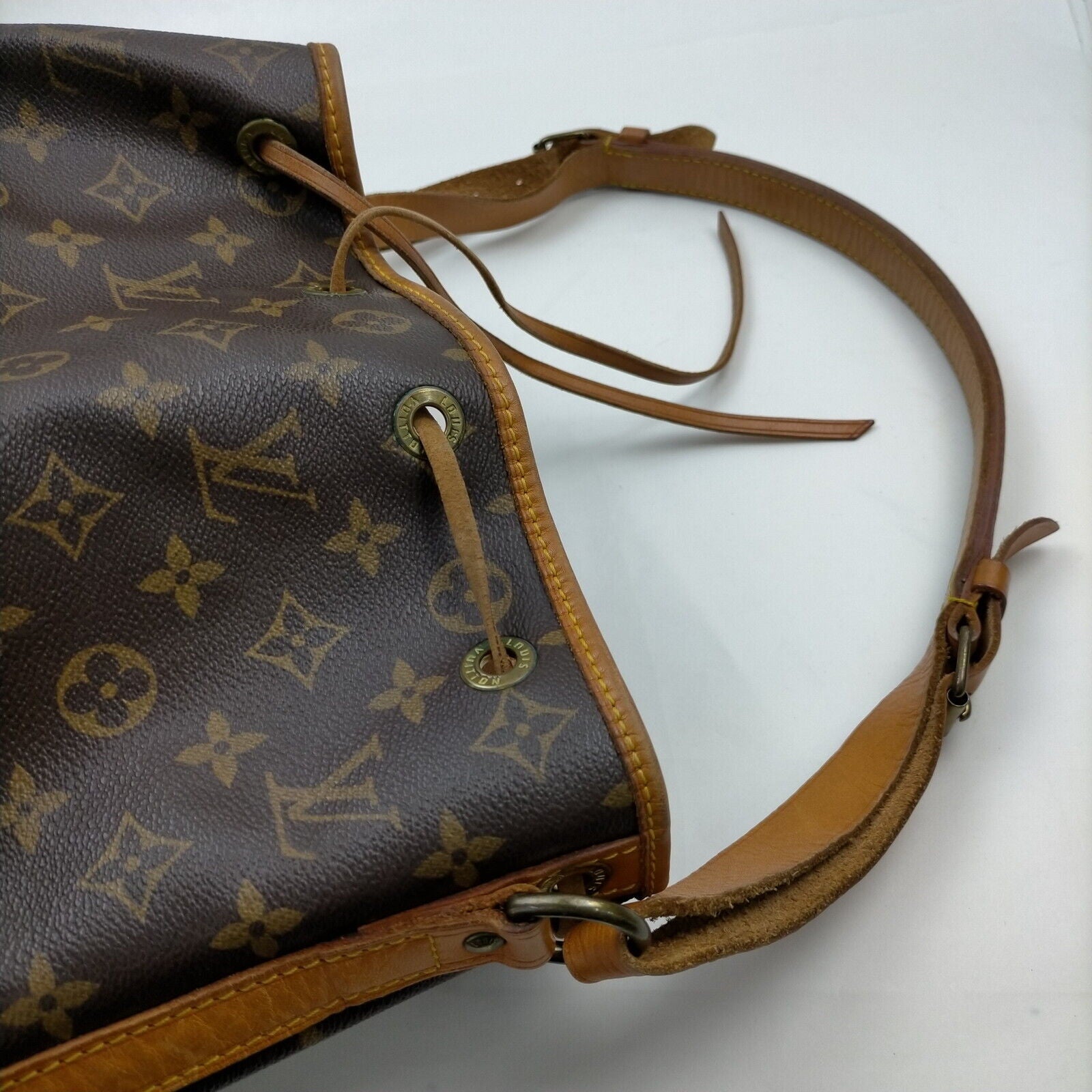 LO-LV bags 3672