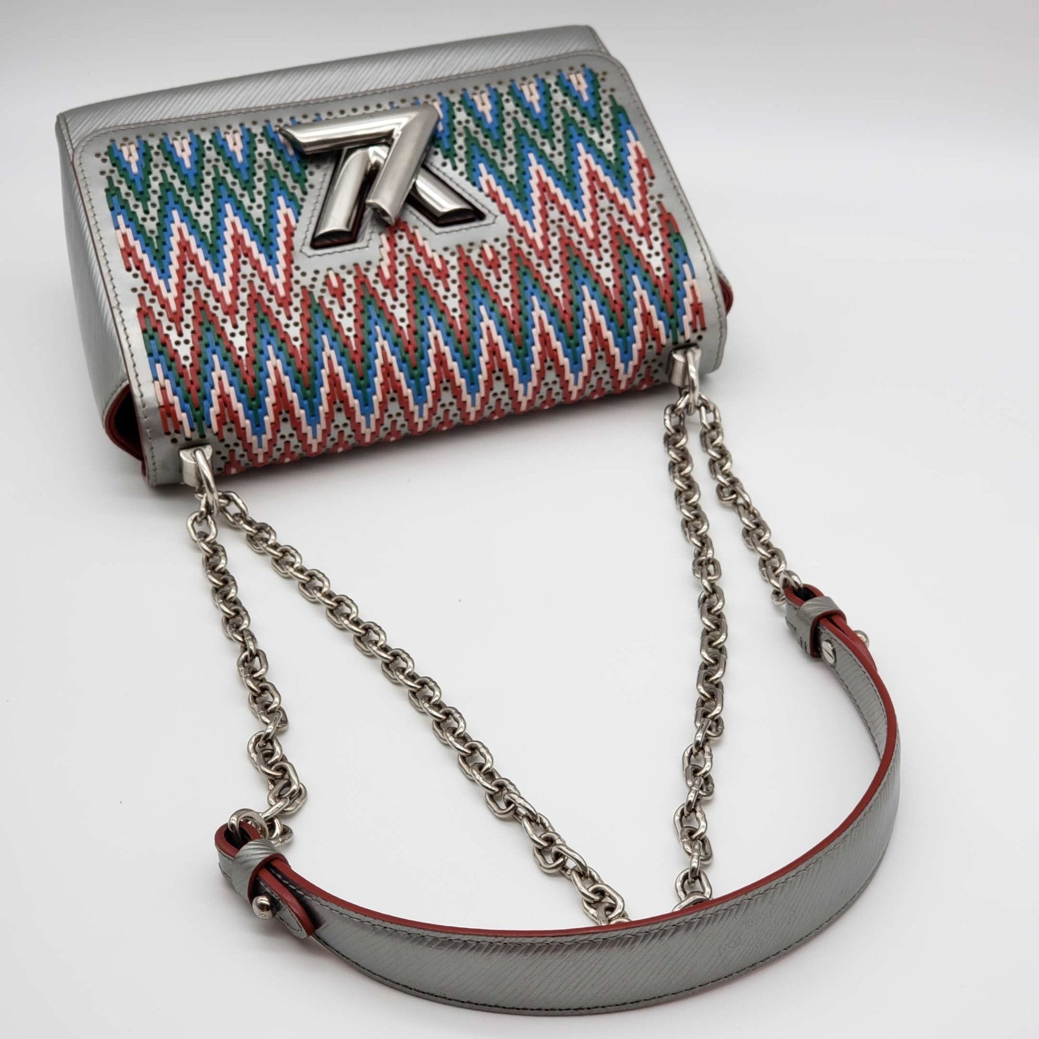 LO-LV bags 2629