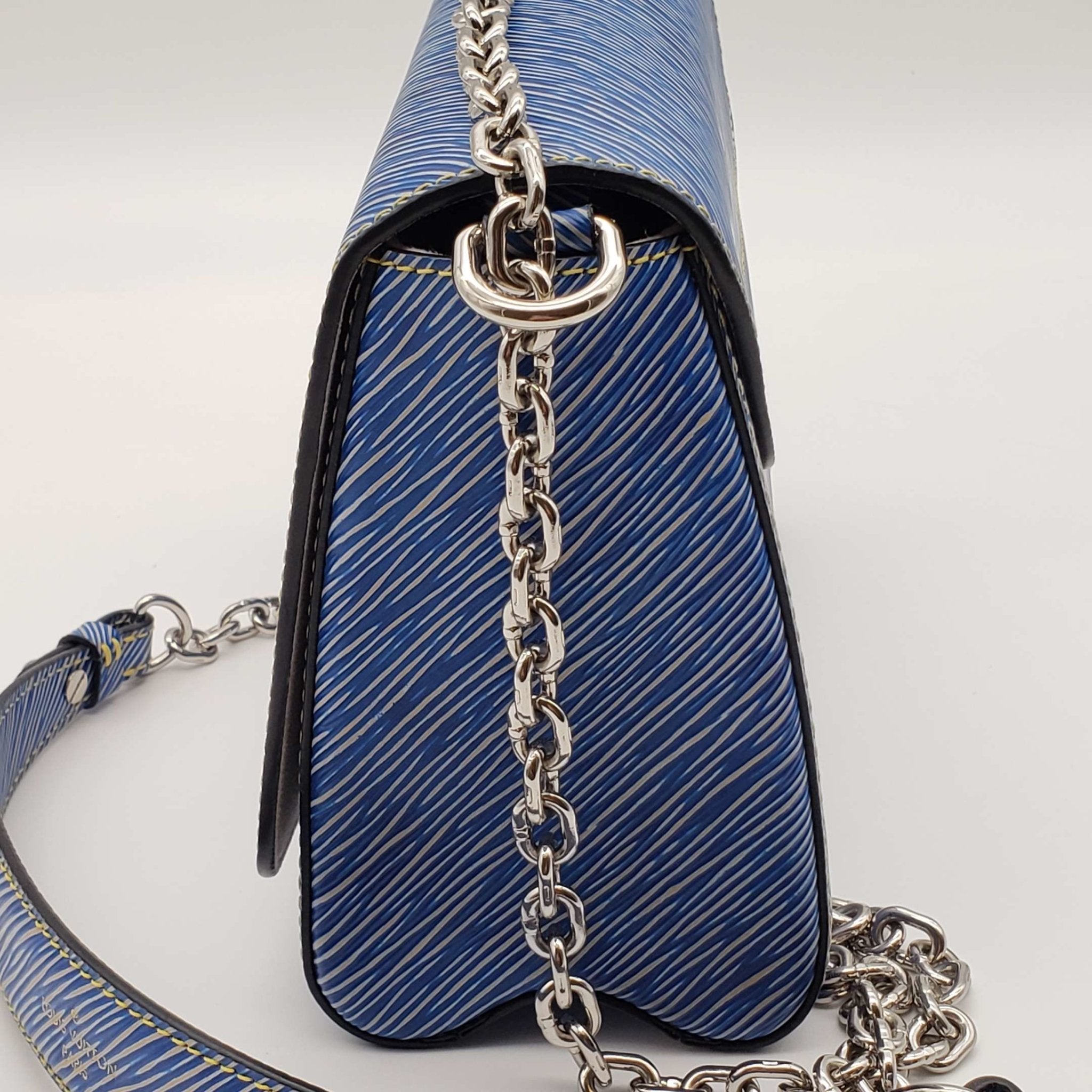 LO-LV bags 2632