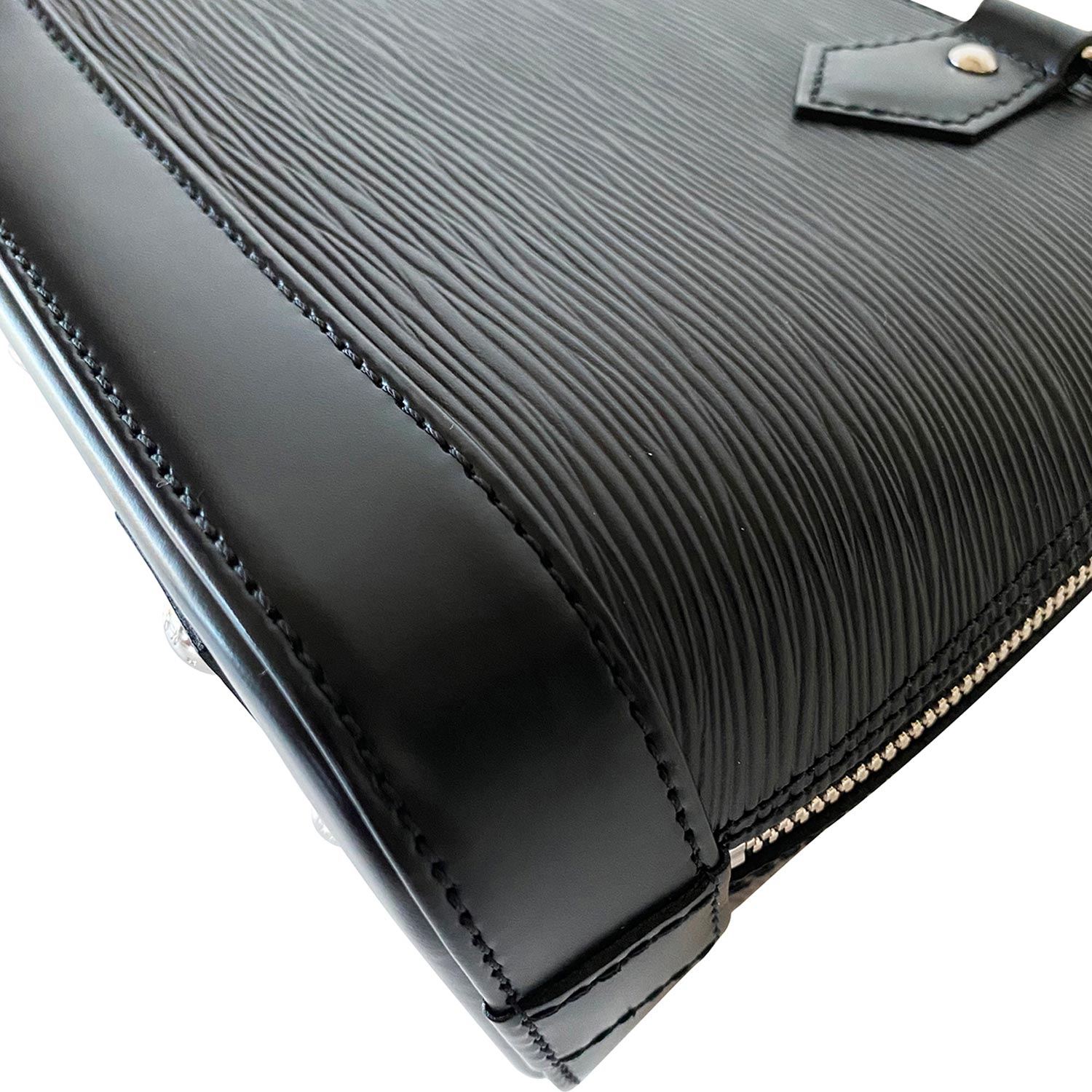 LO-LV bags 2551