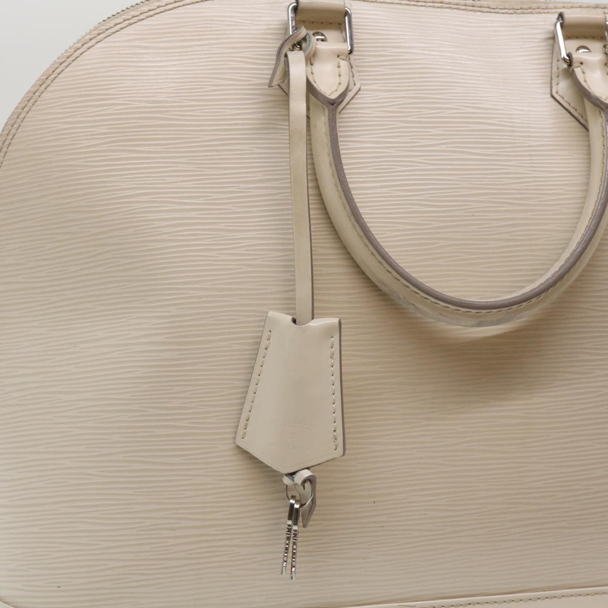 LO-LV bags 2360