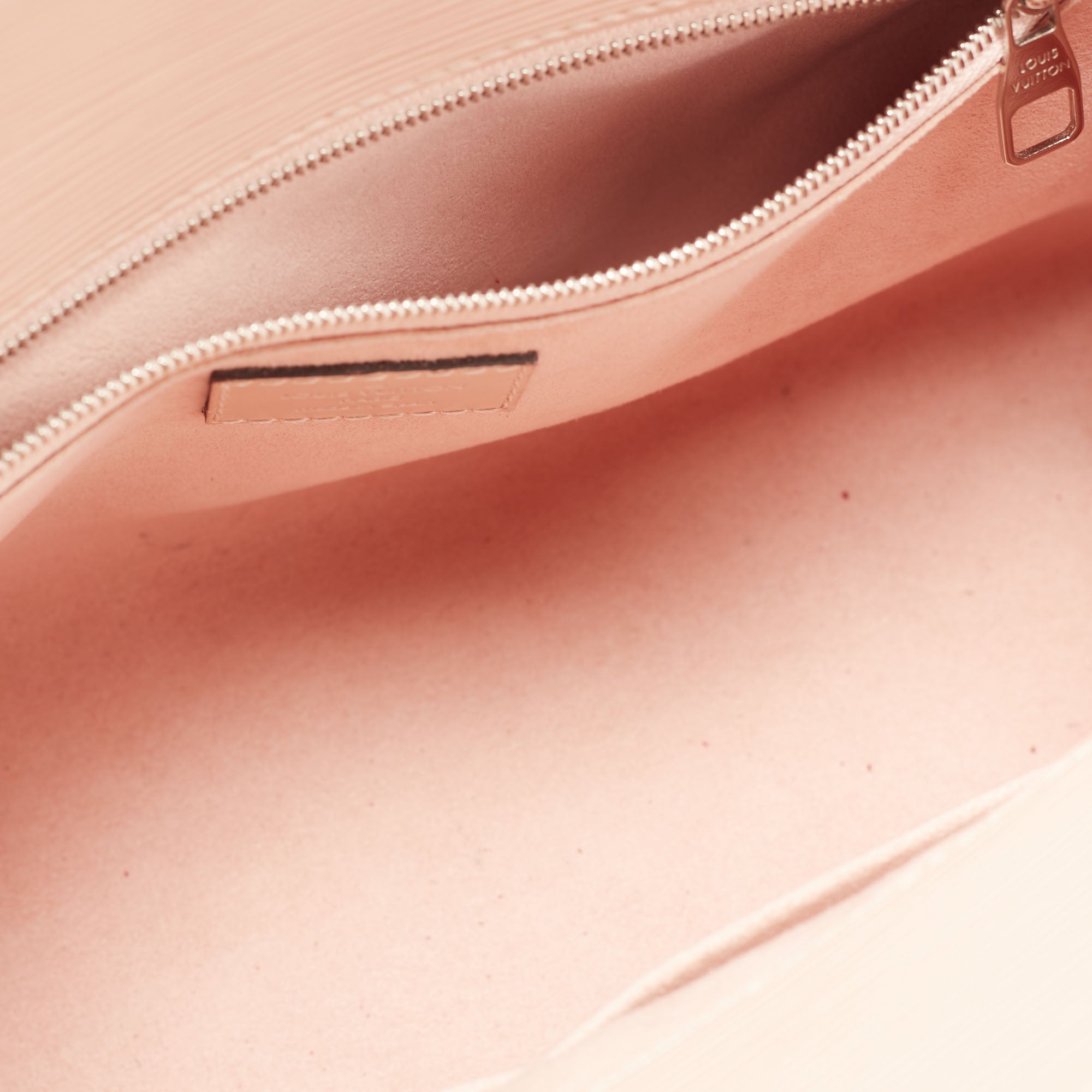 LO-LV bags 7026
