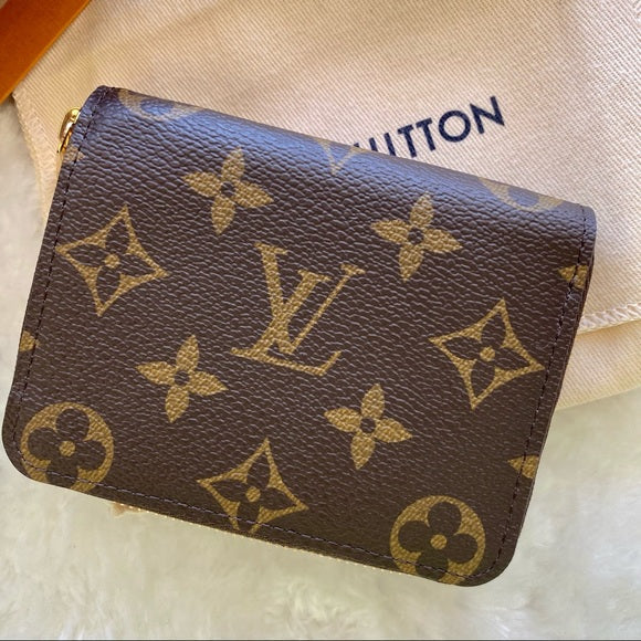 LO-LV bags 6901