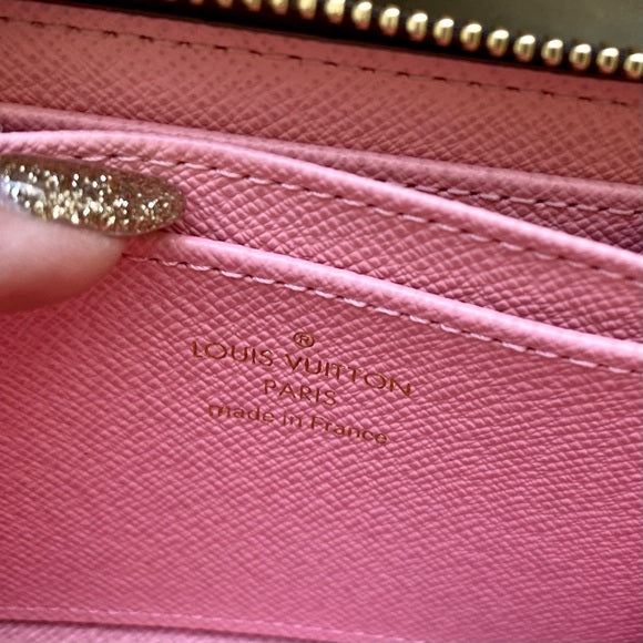 LO-LV bags 6901