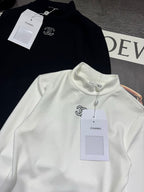 CHANEL 25S LONG-SLEEVE FLEECE-LINED T-SHIRT 613