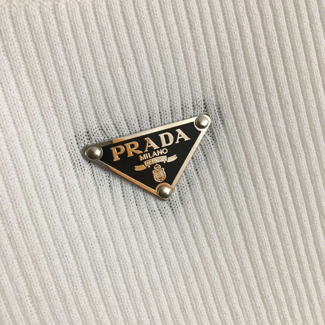 PRADA 25S FITTED KNIT SWEATER 284
