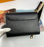 LO-LV bags 2643