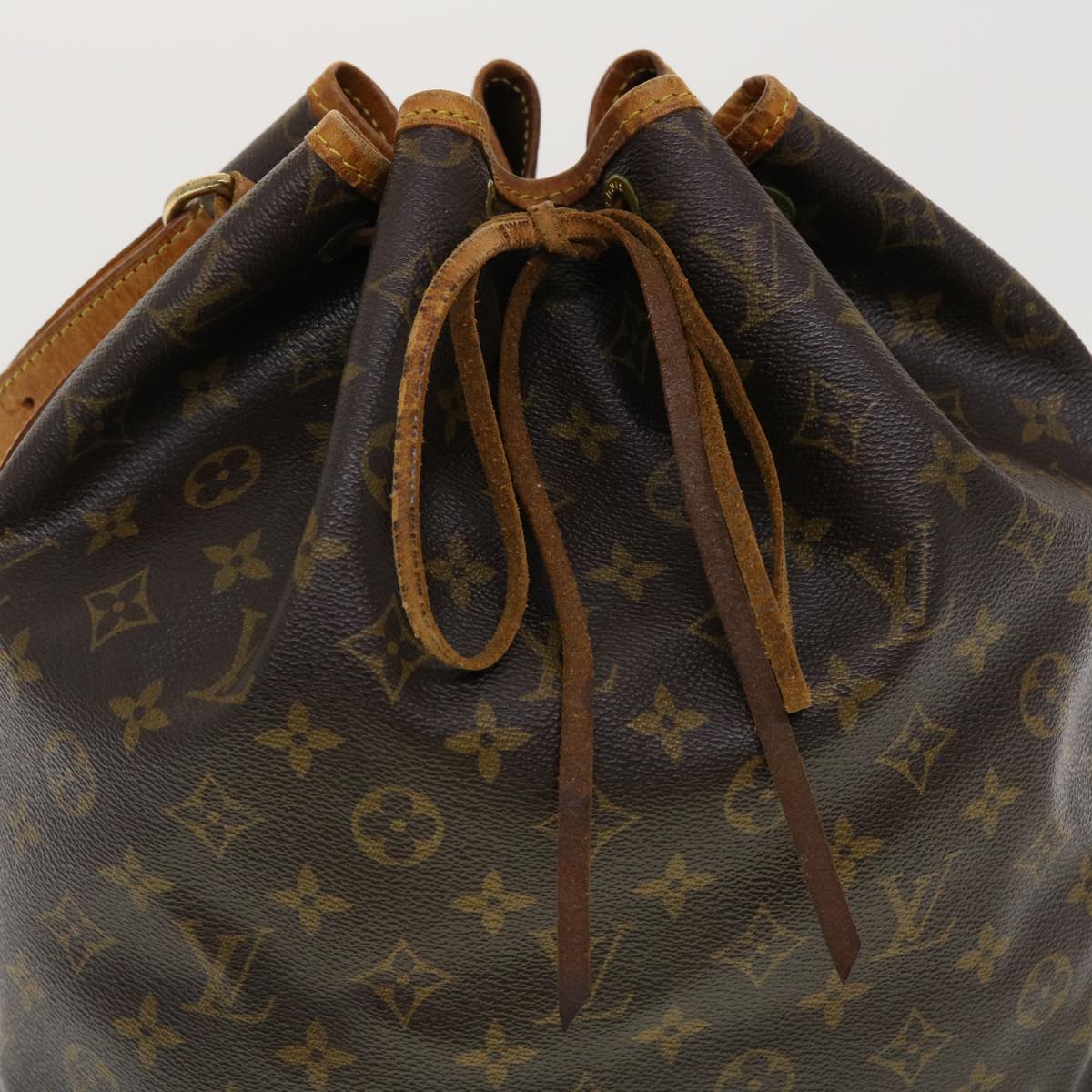 LO-LV bags 12405
