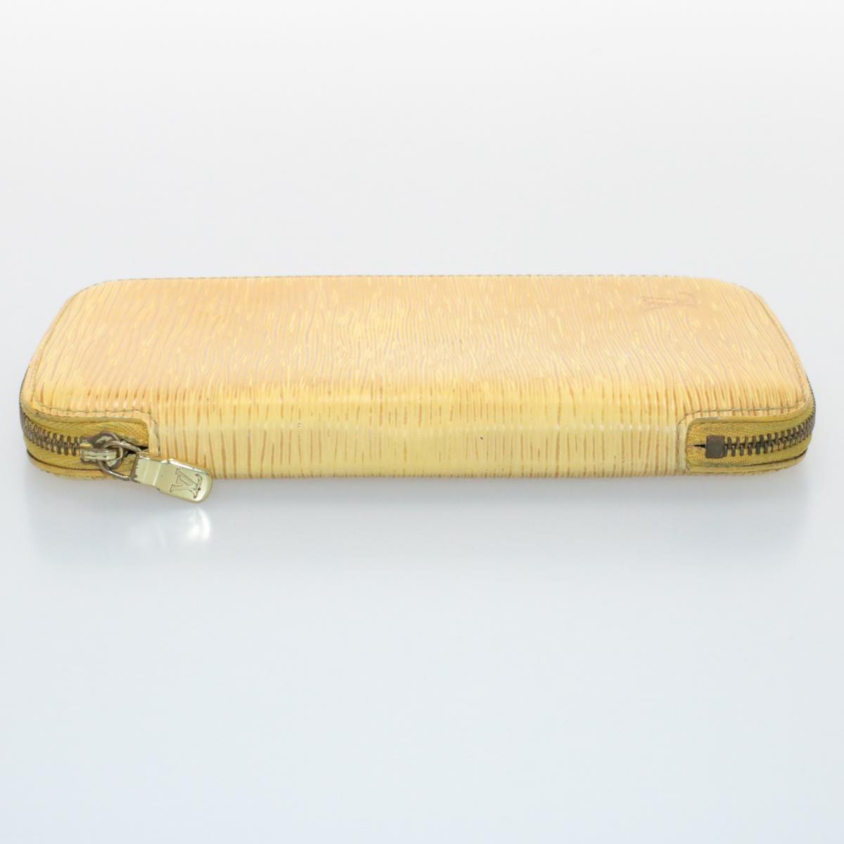 LO-LV bags 2315