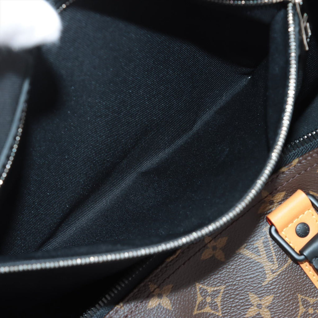 LO-LV bags 2982