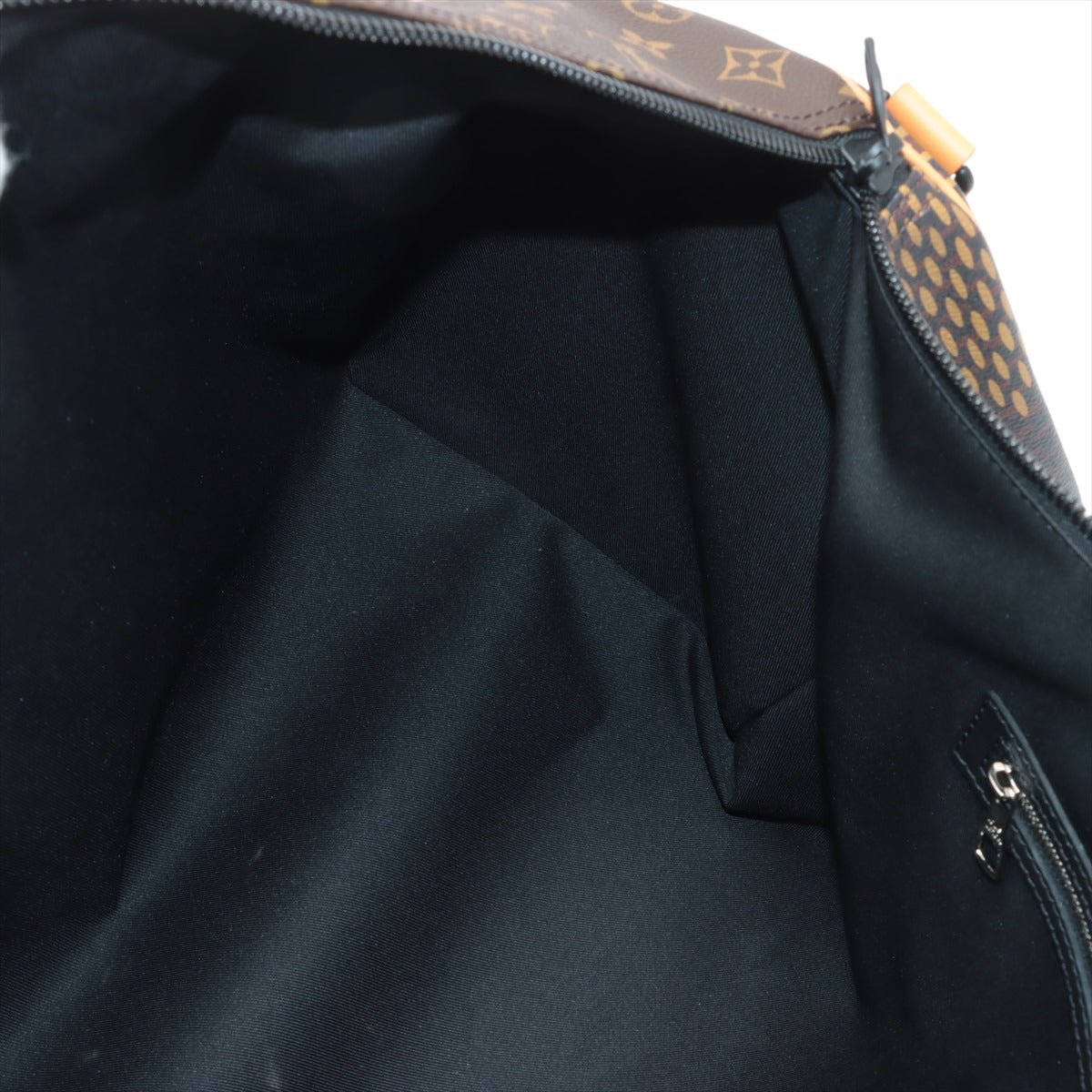 LO-LV bags 2982