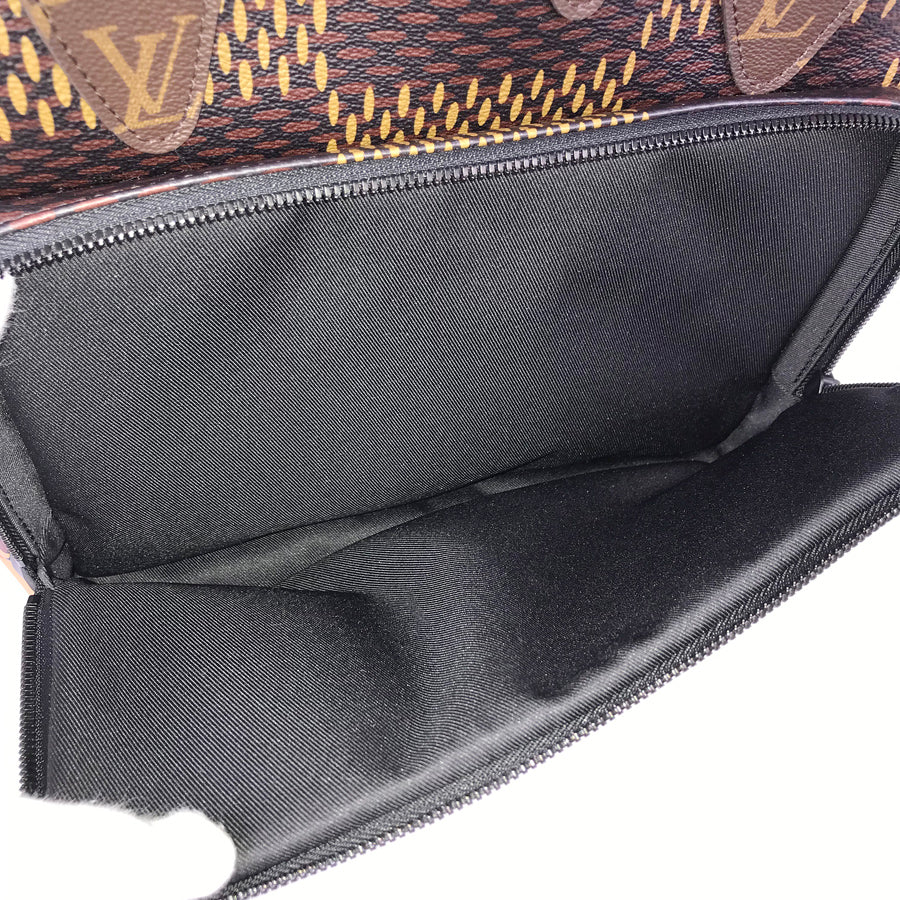 LO-LV bags 5700