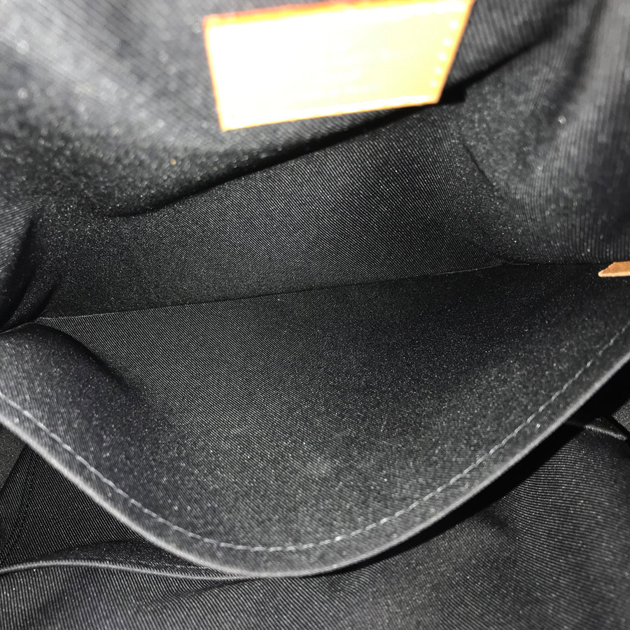 LO-LV bags 5700