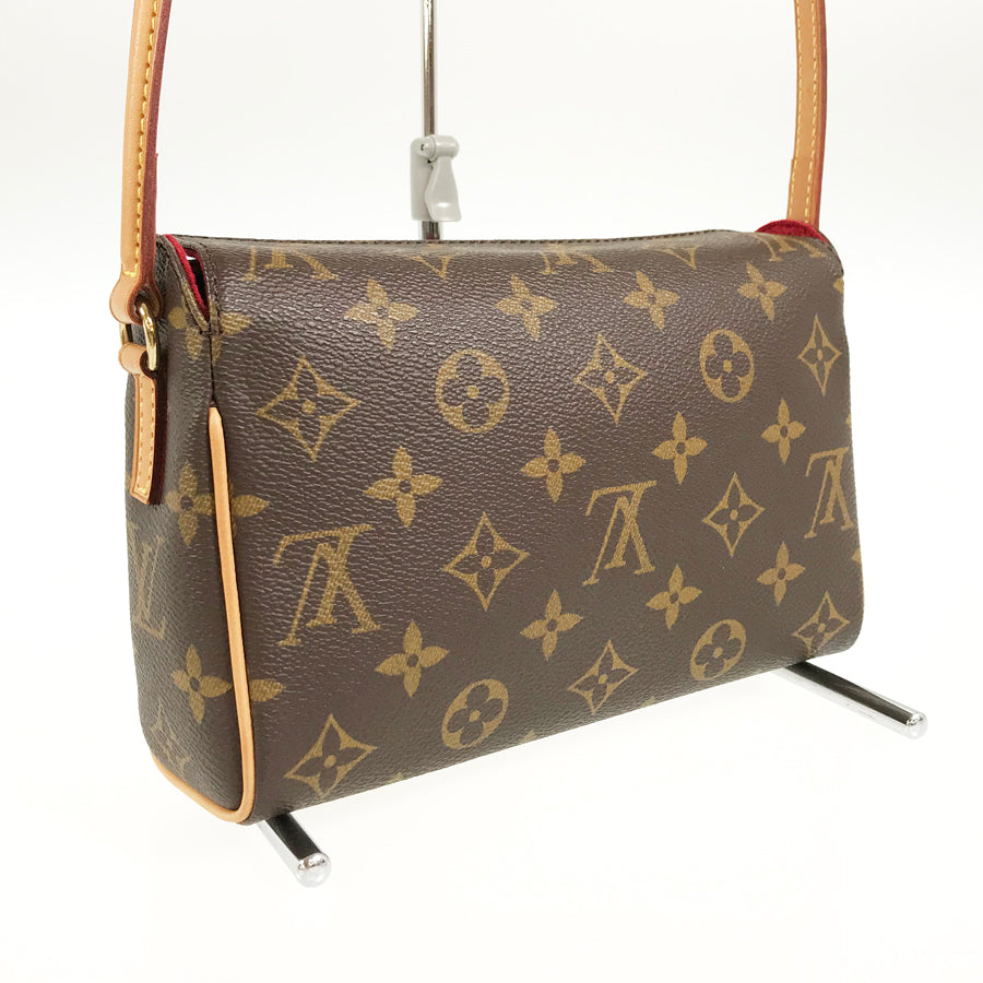 LO-LV bags 5716