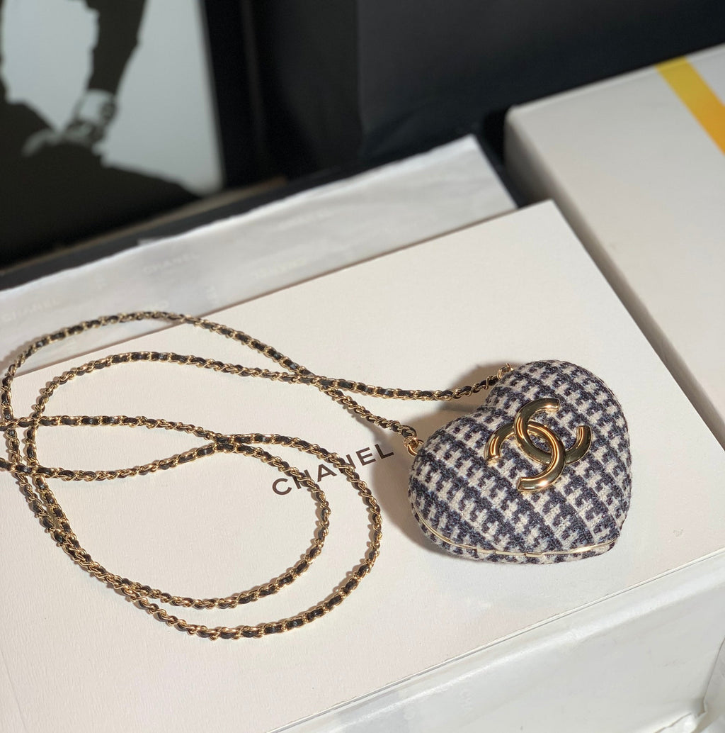CHL - Long Necklace Bag Beige And White For Women Bags 3in/7.6LO AB9485 B09330 NK599