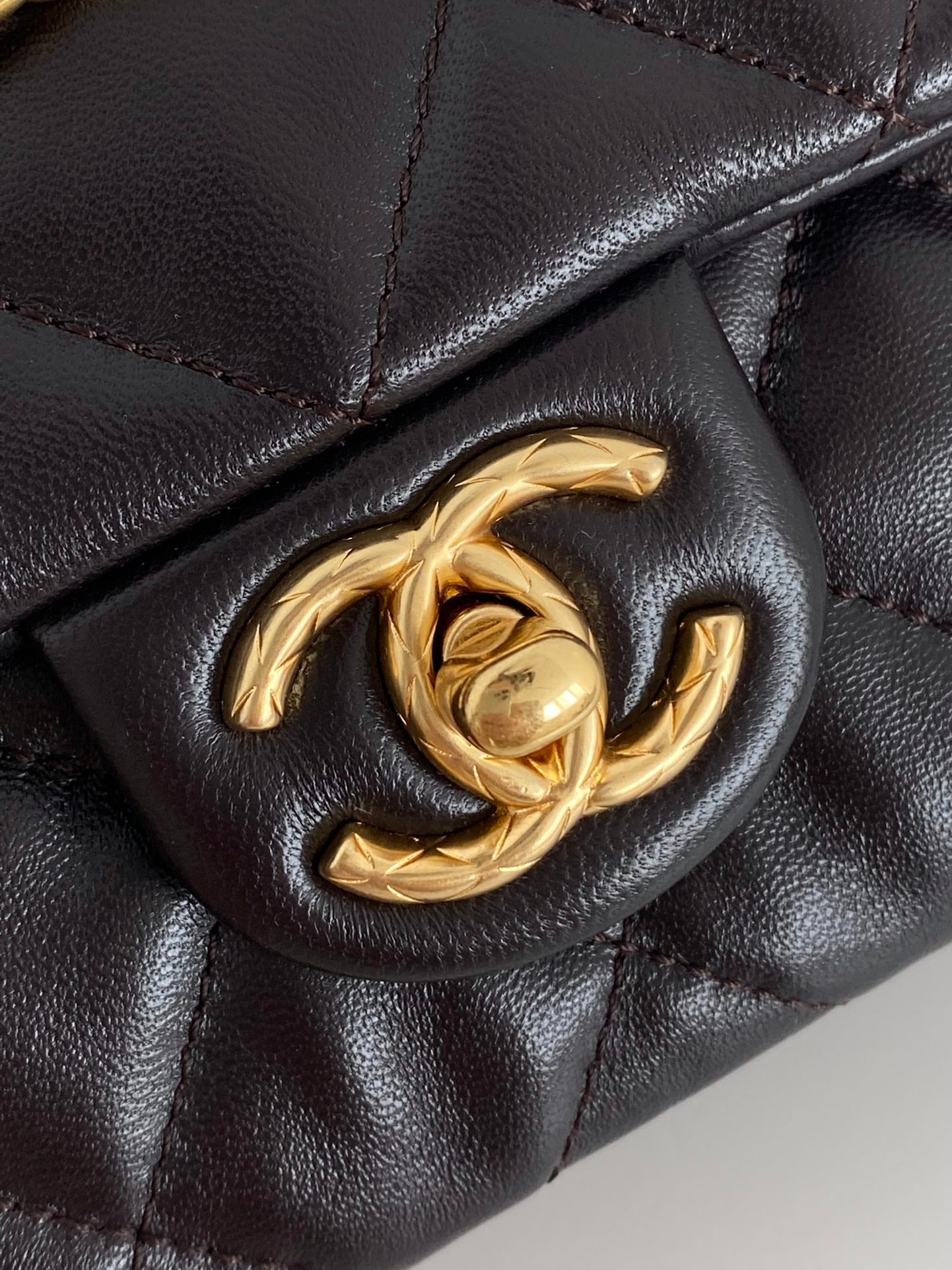 CHL - Small Flap Bag Black For Women Bags 8.7in/22LO