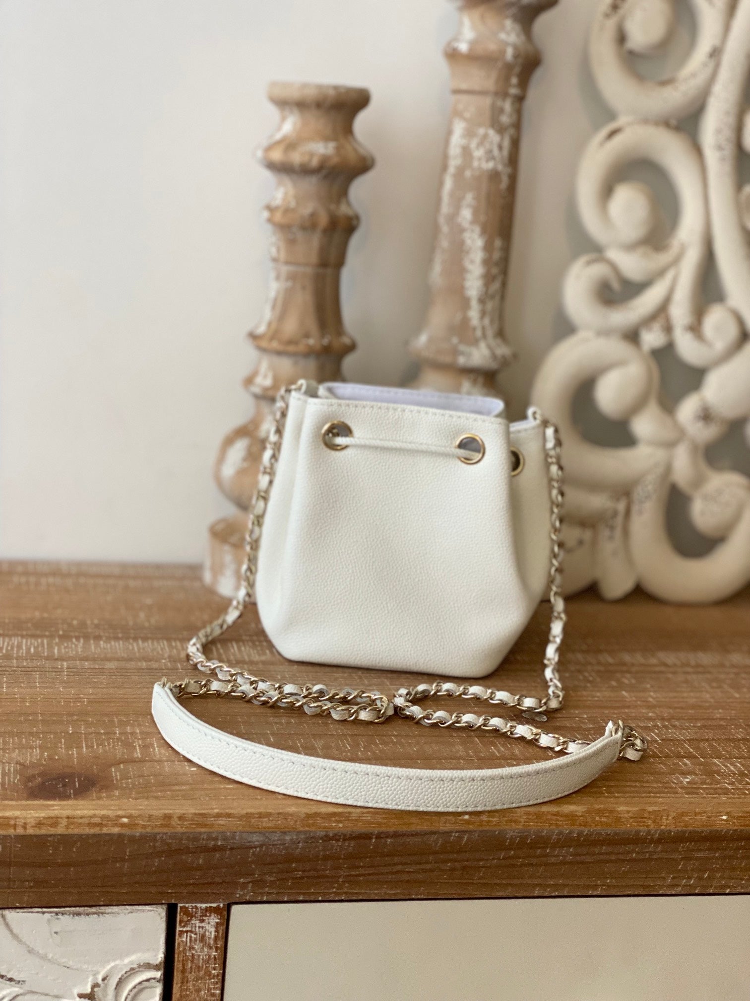 CHL - Mini Bucket Bag With Strap White For Women Bags 4.9in/12.5LO AP2913 B05052 10601