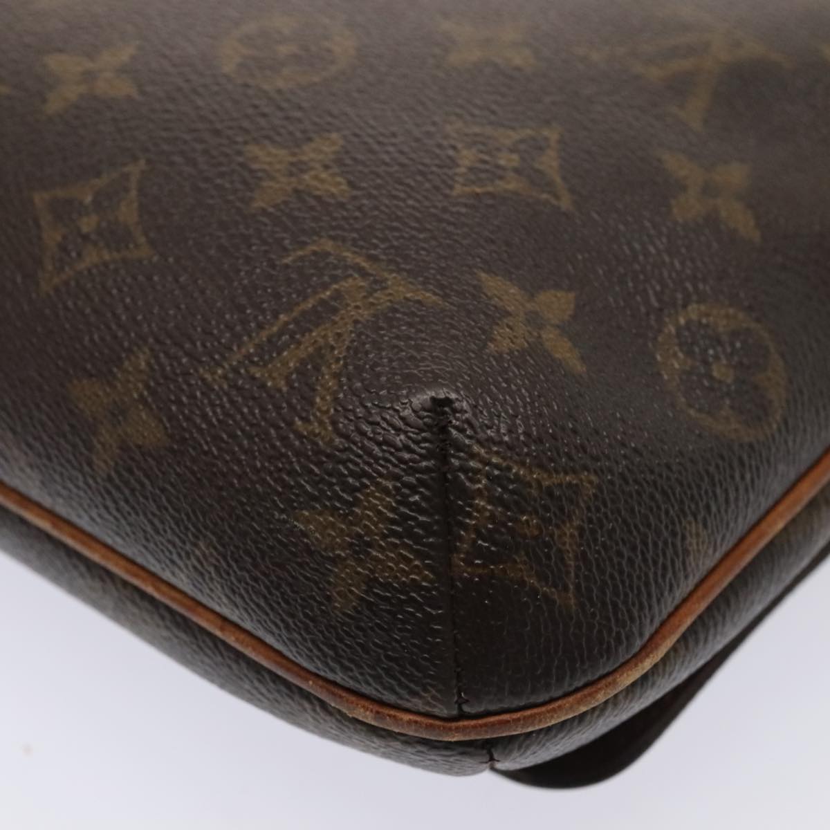 LO-LV bags 6337