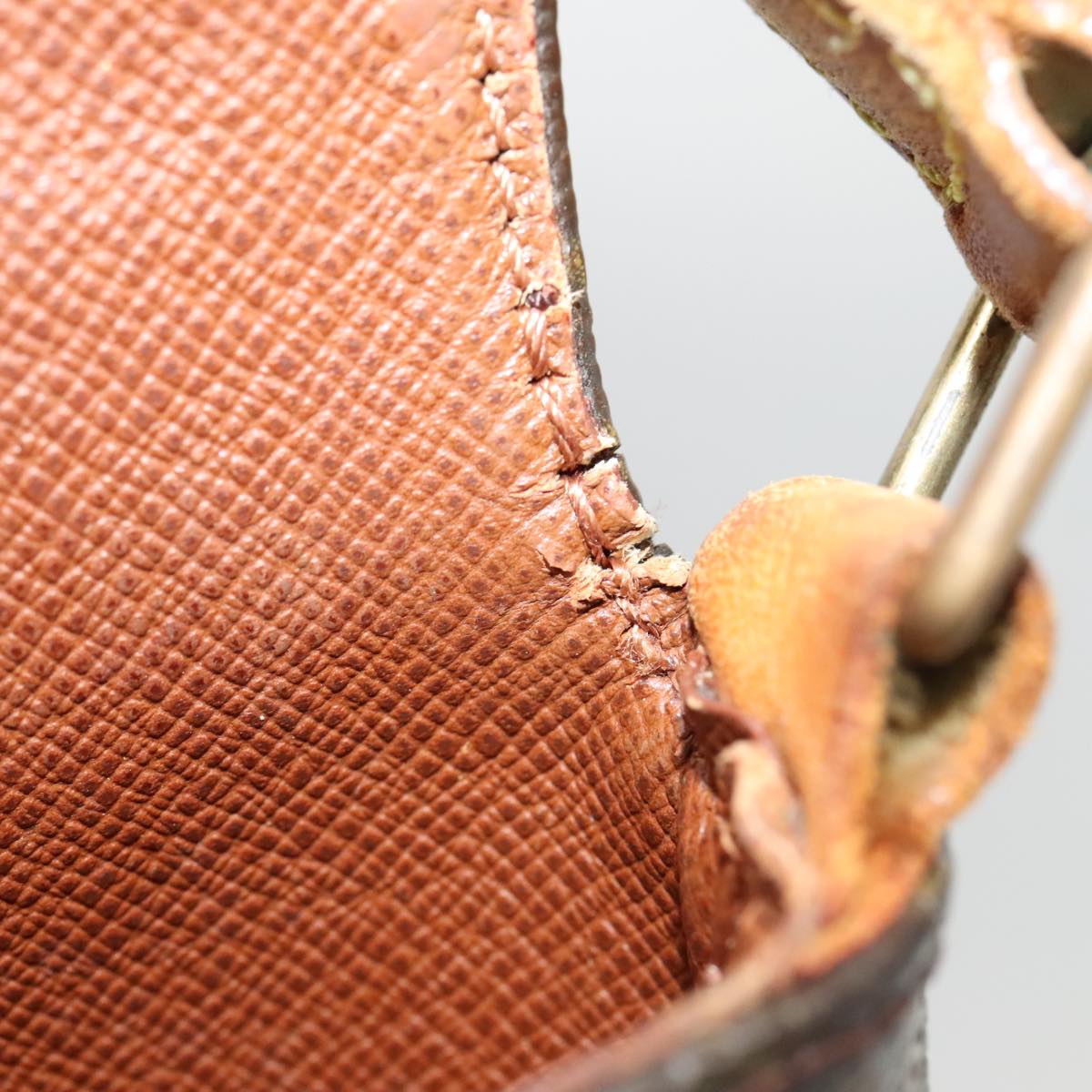 LO-LV bags 6337