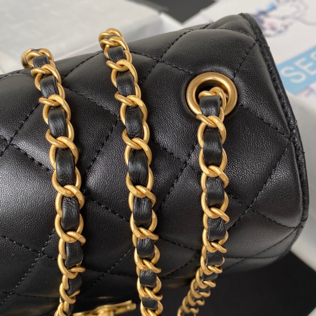 CHL - Small Floor Pack Black For Women Bags 7.6in/19.5LO