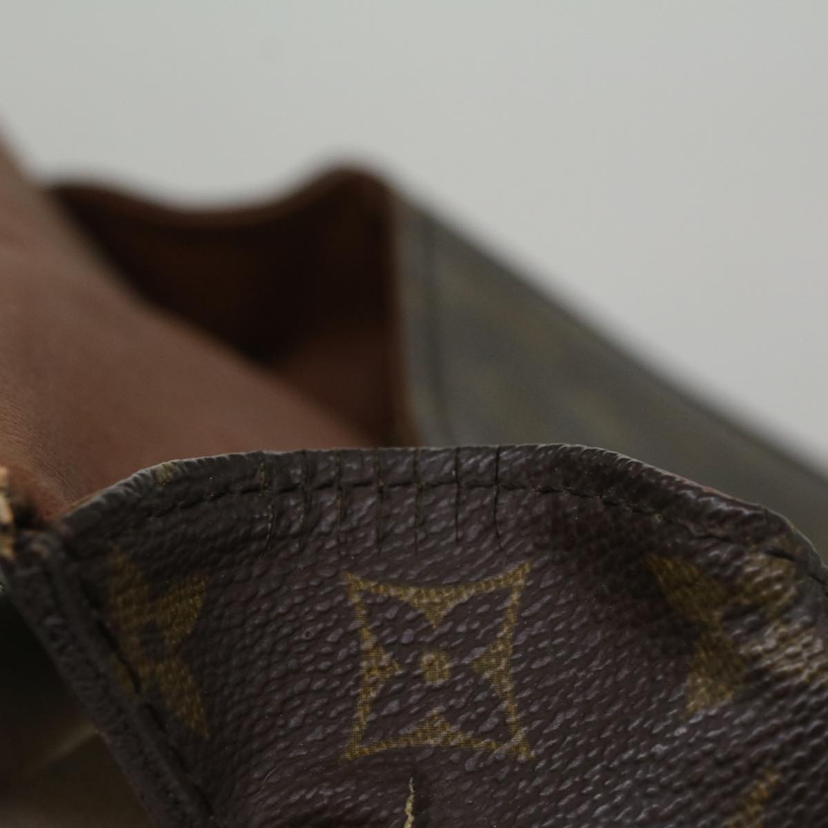 LO-LV bags 6502