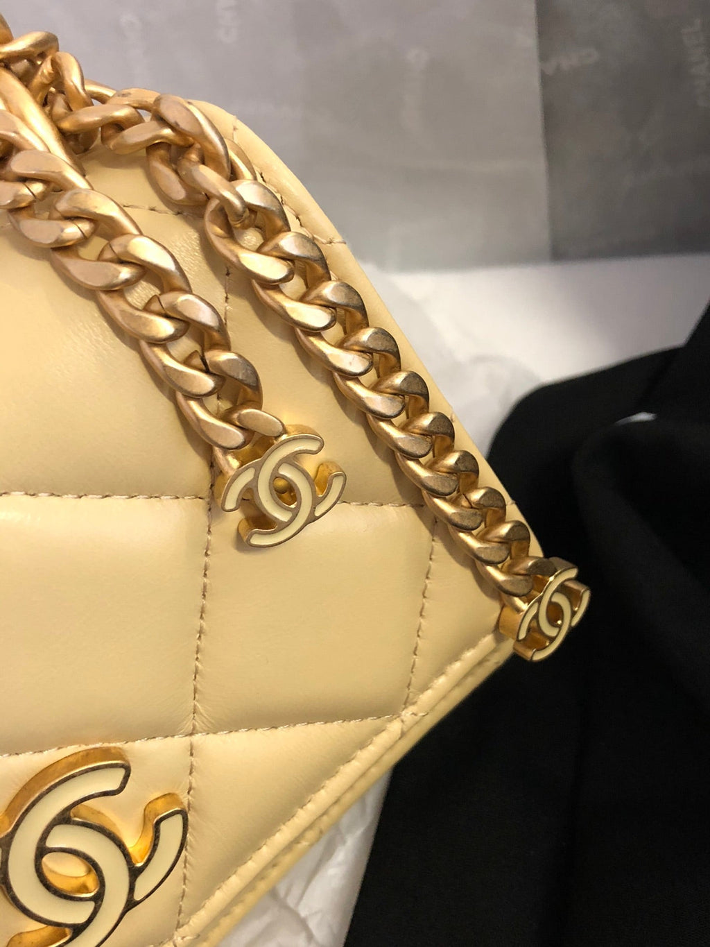 CHL - Spring And SuMM - er 22C Yellow For Women Bags 6.1in/15.5LO