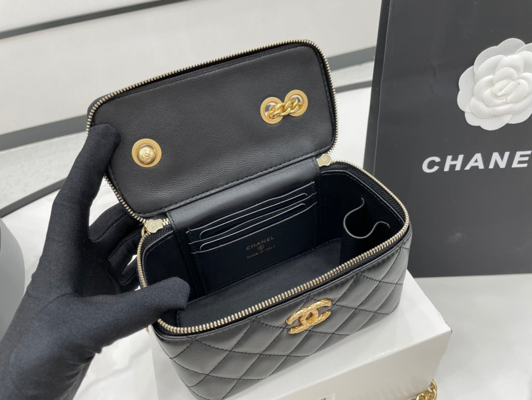 CHL - Small Vanity Case Emerald Green For Women Bags 5.9in/15LO