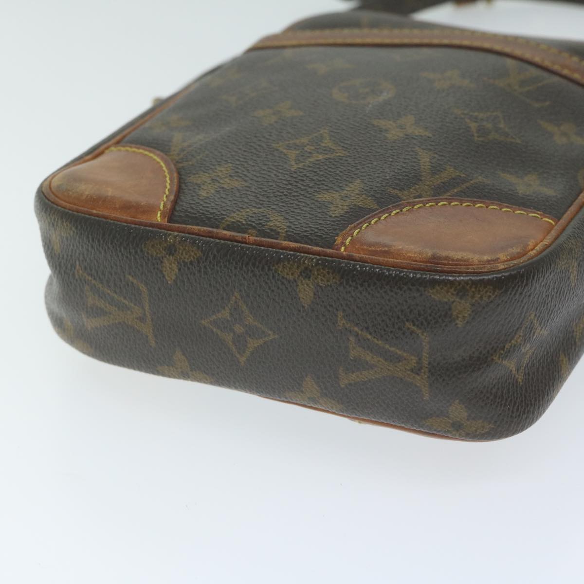 LO-LV bags 6535