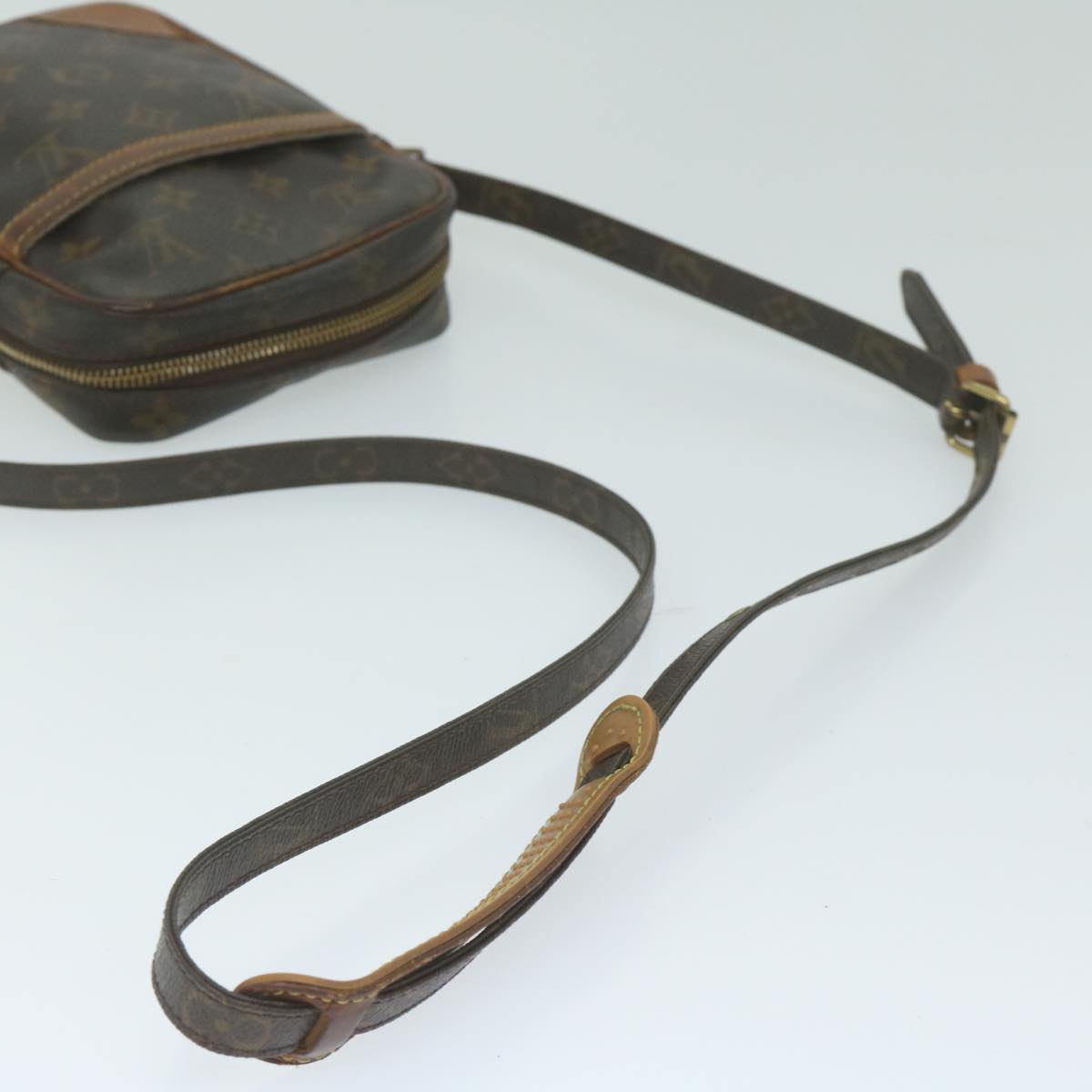 LO-LV bags 6535
