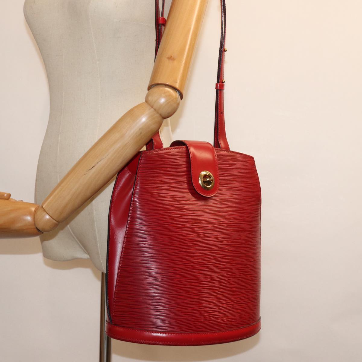 LO-LV bags 2471