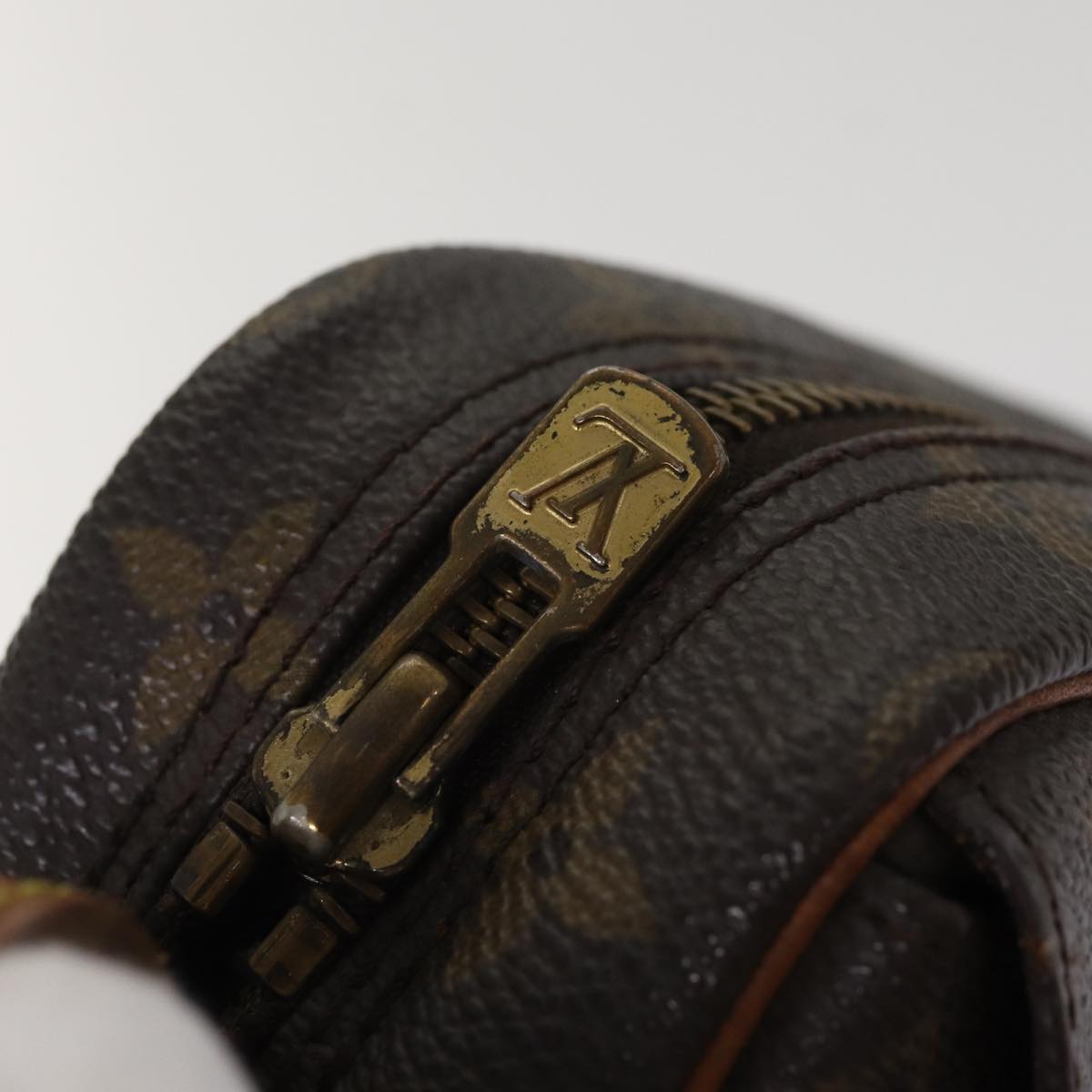 LO-LV bags 6237