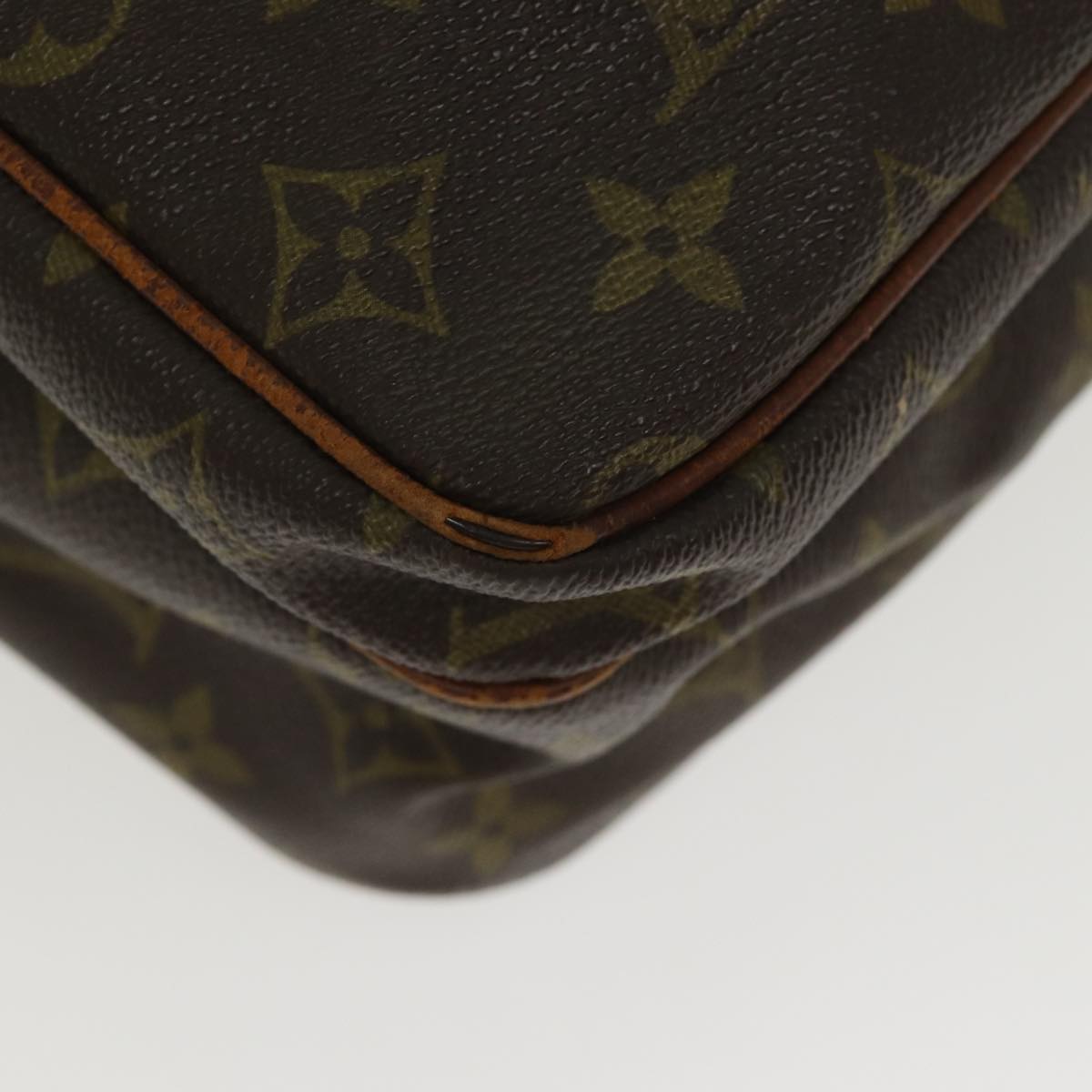 LO-LV bags 6224