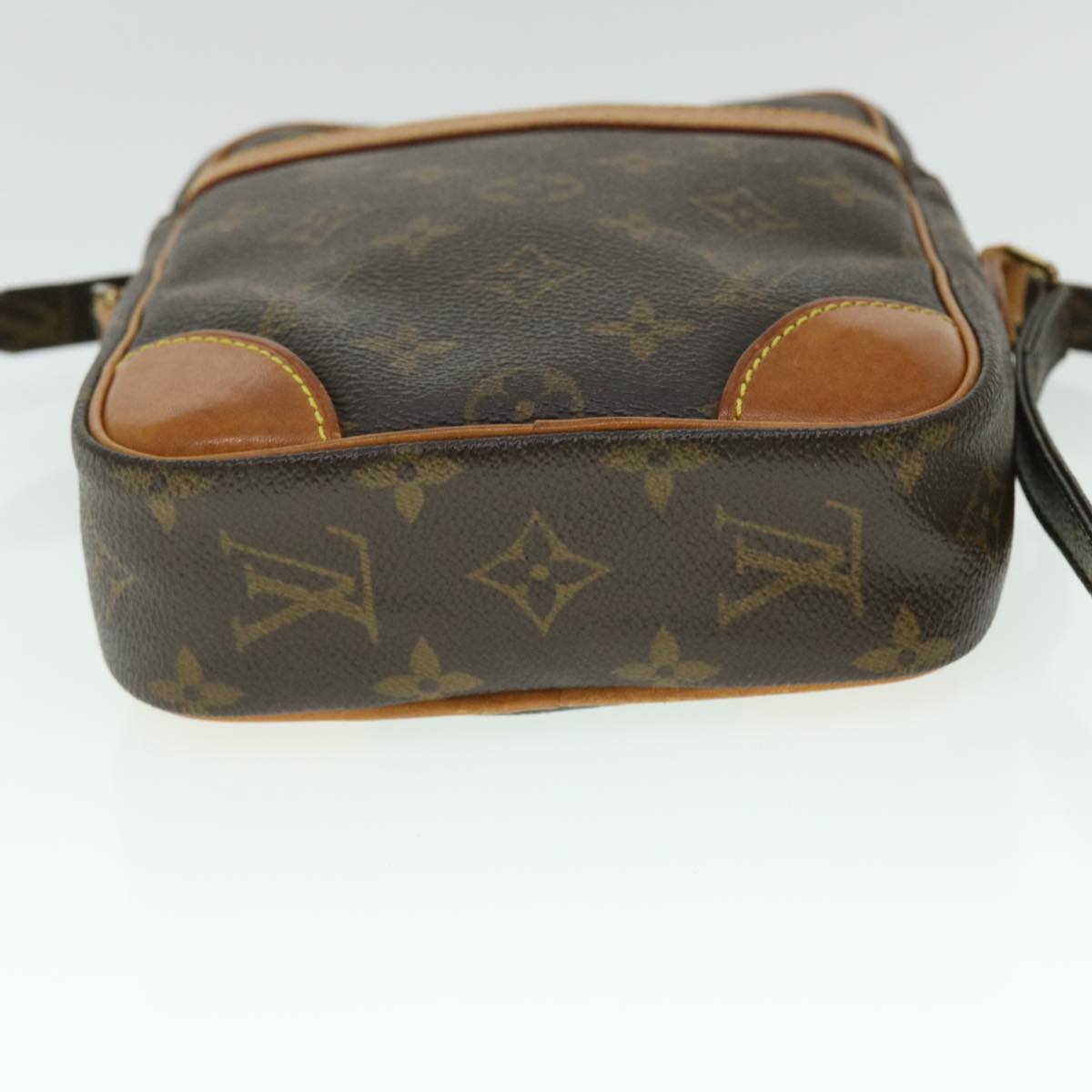 LO-LV bags 6422