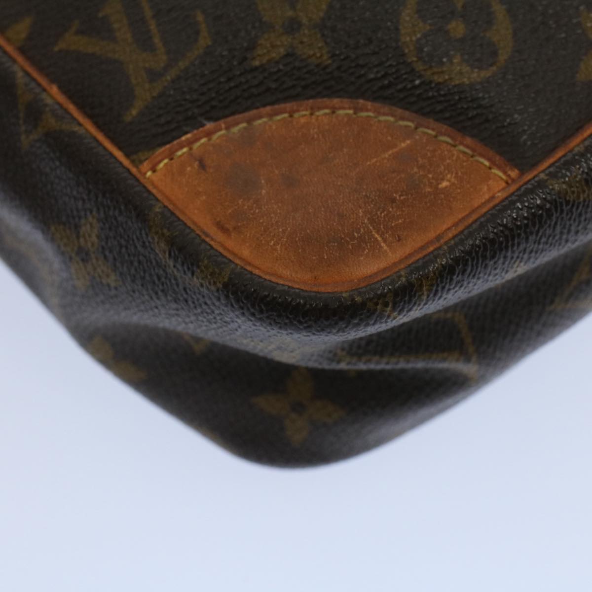 LO-LV bags 6486