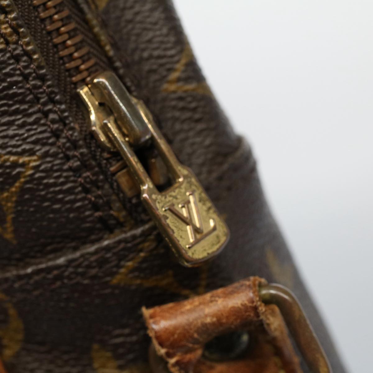 LO-LV bags 6486